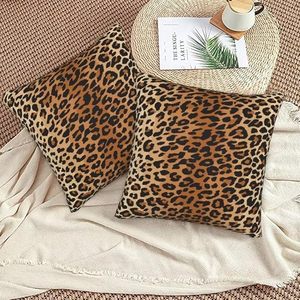 Housse de coussin carrée à imprimé léopard, style bohème, décoration d'intérieur, taie d'oreiller lavable, motif animal - Product Image 5