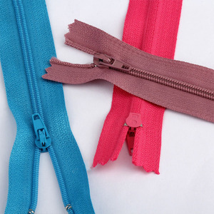Hot Sales Long Chain Nylon <b>Zipper</b> Roll Eco-Friendly in Various Colors for Home Textiles Price - Product Image 6