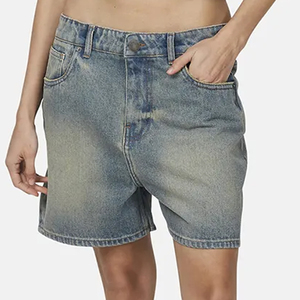 Bulk supply baggy denim shorts women loose shorts relaxed fit summer casual daily wear supplier - Product Image 6