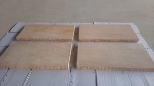 Losas de arenisca marrón Kandla cortadas a medida con superficie texturizada pulida que garantiza un grosor de fácil instalación para uso residencial - Product Image 6