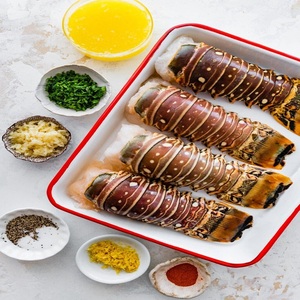ส่งออกหางกุ้งล็อบสเตอร์แช่แข็งที่เตรียมไว้สำหรับตลาดอาหารทะเลระหว่างประเทศ พร้อมเนื้อนุ่มคุณภาพเยี่ยมสำหรับธุรกิจบริการอาหาร - Product Image 2