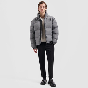 Fournisseur de vestes matelassées d'hiver personnalisées, vêtements d'extérieur chauds, coupe-vent et respirants avec logo frontal pour les marques de vêtements et les commandes importantes - Product Image 5