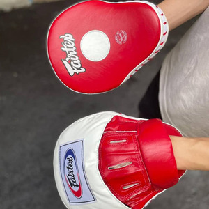 Custom Micro Boxing Focus Mitts PU Leather Curved Target <b>Pads</b> for Training & Sparring in MMA Muay Thai & Kickboxing - Product Image 1