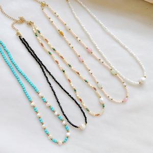 Collier en acier titane haut de gamme pour femmes, pierre naturelle, coquille, perle baroque, collier ras du cou, design perlé coloré - Product Image 2