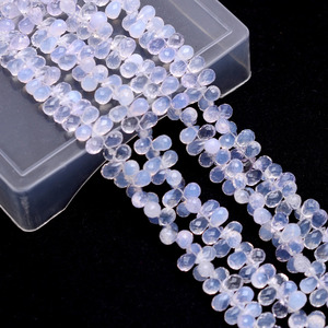Cuentas facetadas de cuarzo lavanda AAA de 7x5 mm, cuentas briolette en forma de lágrima, piedra semipreciosa natural de escorolita, cuentas elegantes para joyería. - Product Image 1