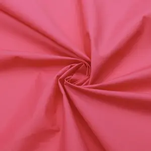 Fabrik kundenspezifisch farbe atmungsaktiv wasserdicht softshell stoff 100% polyester pongee stoff für outdoor jacke
