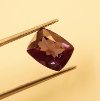 Pierre précieuse naturelle Alexandrite 3,40 ct taille coussin (10x8x5MM) avec changement de couleur pour la fabrication de bijoux HAYAAT GEMS N-192