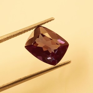 Natural Alexandrite Gemstone 3.40ct Faceted <b>Cushion</b> Cut (10x8x5MM) with Color Change for Jewelry Making - Product Image 3