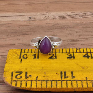 แหวนหยกสีม่วงธรรมชาติเงินแท้ ดีไซน์เรียบหรูคลาสสิกสำหรับงานแต่งงาน ประดับพลอยเจียระไน พร้อมใบรับรองจากผู้เชี่ยวชาญสำหรับผู้หญิง - Product Image 5