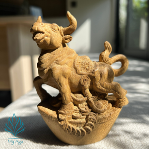 Elegante Estatua Tradicional del Zodiaco Asiático, Decoración de Mesa de Agarwood, Estatua del Buey, Escultura Animal Feng Shui para Exhibición en Sala de Estar - Product Image 1