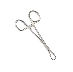 Instruments dentaires : Pince à serviettes Backhaus manuelle en acier inoxydable, usage professionnel, prix abordable, fabriquée au Pakistan, vente en gros - Product Image 4