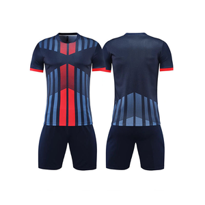 Maillots de football unisexes personnalisés, ensembles de football à séchage rapide 100% polyester, logo à pois sur le devant, ensemble de vêtements de football - Product Image 4