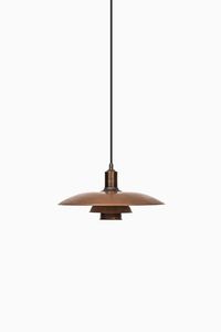 Lustre en laiton brossé avec accents en bois de noyer et abat-jour en verre givré, lampe suspendue pour salon, lumière de Noël - Product Image 5