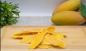 Mangues séchées en tranches bio en vrac, collation de fruits naturelle, moelleuse et hydratante, portable et saine pour les déplacements - Product Image 1