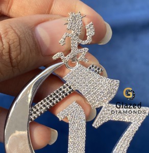 Pendentif personnalisé en moissanite noire et blanche, numéro chapitre C17, en argent sterling 925, style hip-hop glacé, pour unisexe - Product Image 3