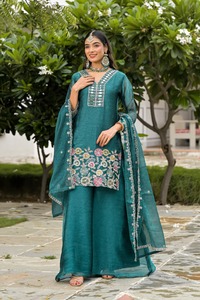 Traje Palazzo de Satén Plisado Teal con Bordado y Cuentas, Top con Espejos y Trabajo a Mano, Dupatta Larga para Boda/Fiesta de Mujer - Product Image 1