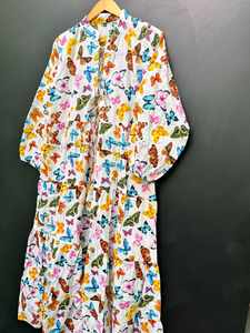 Papillon coton imprimé a-ligne taille naturelle robe mi-longue décontractée pour les femmes fêtes d'été et sorties à la journée tailles personnalisées - Product Image 5