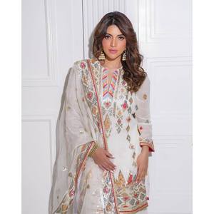 Conjunto de Top y Pantalón de Diseñador para Mujer con Dupatta para Fiestas - Product Image 2