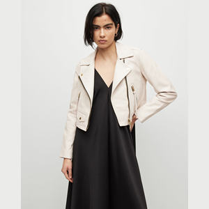 Blouson en cuir pour femme, modèle hiver 2026, motifs unis, coupe courte, style slim et tendance - Product Image 3