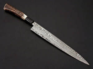 Cuchillo de Chef para Brisket de Acero de Damasco Forjado a Medida, 18 Pulgadas de Longitud Total, Mango de Cuerno de Ciervo, Diseño Ergonómico, Funda de Cuero - Product Image 3