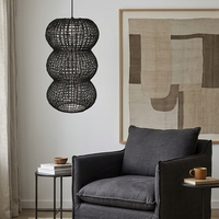 Lanterne suspendue en rotin noir artisanal à 3 niveaux, style bohème luxueux et unique, écologique, résistante à la chaleur, pour Noël