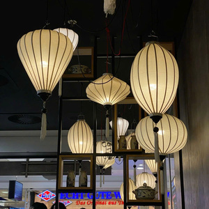 Lanterne en bambou du Vietnam de couleur blanche pour la décoration de mariage, lanterne en soie de taille standard, décoration de restaurant, lanterne de Hoi An - Product Image 5