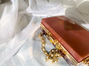 Resin Pressed Flower <b>Bag</b> Sobral Metalique Linda Purse Orlando White & Gold Resin Clutch <b>Bag</b> - Product Image 4