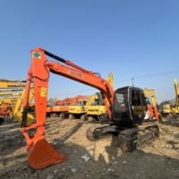 Excavatrice hydraulique sur chenilles HITACHI ZX120 de 12 tonnes, très demandée, faible nombre d'heures, bon état, peinture d'origine, occasion, en stock