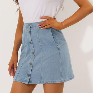 Nouvelle Arrivée Vente Chaude Jupe Courte en Jean Y2K Femme Taille Haute Coupe Trapèze Boutonnée Lavée 100% Coton pour l'Été - Product Image 5