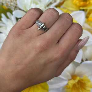 แหวนแต่งงานดีไซน์นกอินทรีบิน รุ่นใหม่ล่าสุด เงินแท้ 925 สไตล์มินิมอล  สามารถปรับแต่งได้ เป็นของขวัญ - Product Image 6