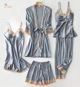 Conjunto de bata de encaje para mujer, ropa de dormir de 4 piezas con manga larga y pantalones cortos, estilo romántico - Product Image 6