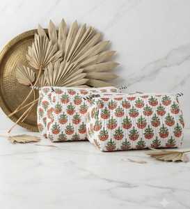 <b>Quilted</b> Cotton Large Capacity Vintage Cosmetic <b>Bag</b> with Chains Zipper Portable Travel Toiletry Organizer <b>Makeup</b> Pouch Set - Product Image 3