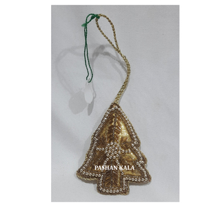 Hermosos Adornos Colgantes de Tela Hechos a Mano con Diseño de Pez y Bordado Zari para Decoración Navideña - Product Image 5