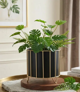 New Crafts Metal Planter Pot Modern Metal Flower Pot With <b>Gold</b> Plated Stand Indoor Plant Pot - Product Image 1