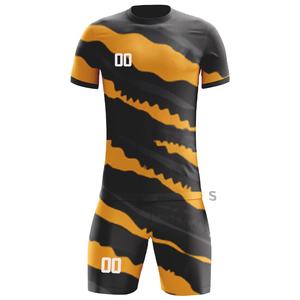 Uniforme de Fútbol para Hombre de Alta Calidad, Personalizable con Logotipo, Manga Corta, Secado Rápido, Sublimado - Product Image 1