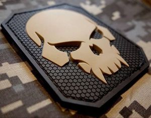Patch personnalisé rond en silicone PVC souple, logo 3D en relief, à coudre, pour chapeaux Shineways - Product Image 5