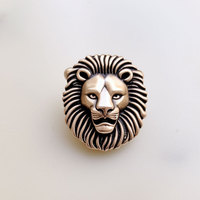 Épingles de revers personnalisées en laiton plaqué argent avec motif lion - Badge animalier traditionnel en métal avec impression sérigraphiée pour souvenirs de club