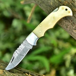 Cuchillo Plegable de Cobre Damasco Hecho a Mano con Mango de Madera de Palisandro, Cuchillo de Bolsillo para Camping, Regalo Personalizado para OEM - Product Image 5