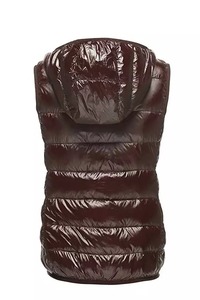 Gilet matelassé à capuche pour femme, sans manches, en toile, séchage rapide, couleur unie, rembourrage polyester, fermeture éclair, coupe classique - Product Image 2