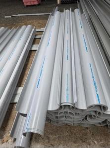 Soporte de Cable de PVC Semicircular para Cableado Abierto, Brazo Cantilever de Pared, Sistema de Gestión de Cables Eléctricos, Uso Industrial - Product Image 5