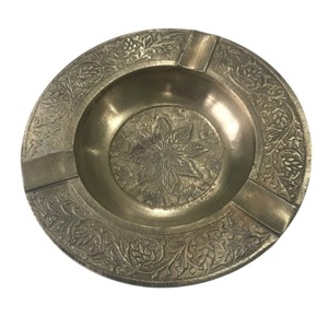 Cenicero de Metal de la Más Alta Calidad con Tapa, Decoración para el Hogar, Cenicero de Mesa con Patrón Tallado, Decoración para Oficina en Casa, Regalo - Product Image 5