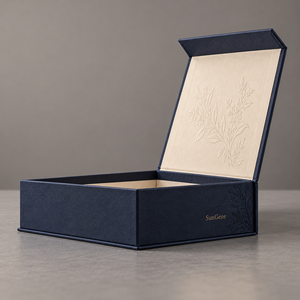 Maßgefertigte Magnetische Buchbox für Parfüm-Geschenksets mit Botanischer Folienprägung - Product Image 4