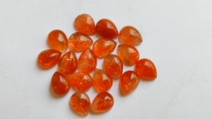 Pierres précieuses en pierre de soleil naturelle, forme poire, cabochon, 6x8mm à 12x16mm, dos plat lisse, lot en gros pour la fabrication de bijoux - Product Image 1
