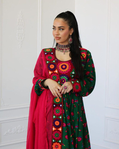 Fabricante profesional de vestidos afganos transpirables, ropa étnica tribal kuchi, vestido tradicional afgano para mujeres - Product Image 4