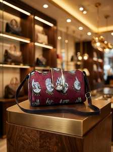 Bolso bandolera clásico de color sólido - Product Image 3