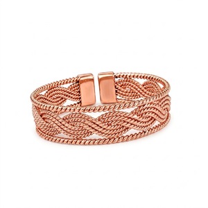 Pulsera de cobre antiguo envuelta en alambre, brazalete de metal trenzado vintage, joyería artesanal única, regalo para hombres y mujeres. - Product Image 2