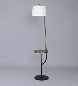Lampe sur pied de luxe avec abat-jour en tissu beige et base en métal, fabrication OEM/ODM, faible MOQ, prix d'usine, vente en gros, approvisionnement en vrac - Product Image 4