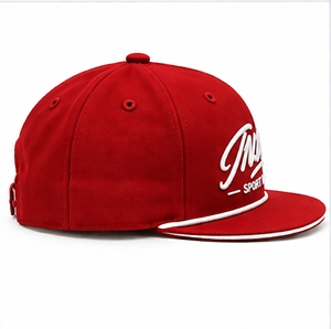 หมวกแก๊ปสีแดง 6 แผง แบบ Snapback สำหรับผู้ใหญ่ ทรงแบน ปักโลโก้ 3 มิติ สำหรับชุดกีฬา - Product Image 4