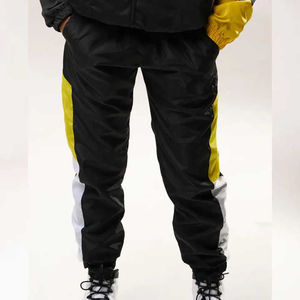 Ensemble coupe-vent pour femme style urbain 2025 – Respirant, élégant, hiver, 100 % nylon, léger, décontracté – Prix de gros - Product Image 3