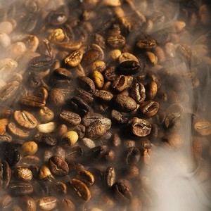 Granos de Café Robusta S14 Tostados, Proveedor de Productos de Café al por Menor con Servicio de Fabricación de Marca Privada - Product Image 1